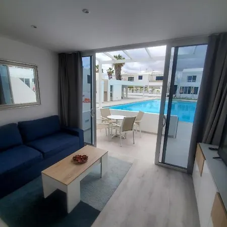 Atlantic View 1b 2 Bedrooms Ground Floor, Complex Featured On A Place In The Sun 아파트 *