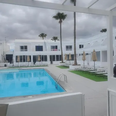 Atlantic View 1b 2 Bedrooms Ground Floor, Complex Featured On A Place In The Sun * 푸에르토 델 카르멘